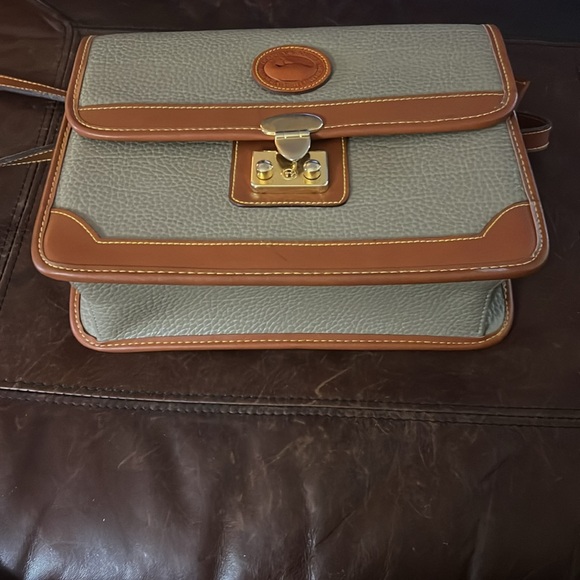 Dooney and Bourke purse - Picture 5 of 13